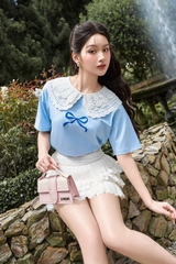 Áo thun cổ bèo ren nơ đỏ