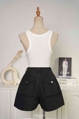 Quần short túi sau đắp hộp