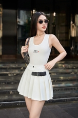 Chân váy xếp ly dây nịt