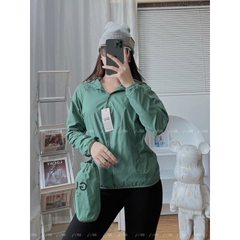 Áo khoác gió nữ 2 lớp GU Adwm9 gió 2 Lớp lót vải cotton thể thao,  Chất Gió Chống Thấm Hàng Đẹp cao cấp, túi có khóa