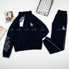 Bộ quần áo thể thao nữ MLB chất gió cao cấp co giãn, áo 2 lớp lót lưới, set thu đông vnxk CAO CẤP, 100% tự chụp BGWM6
