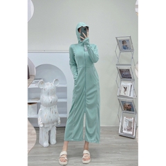 Áo chống nắng nữ toàn thân GU awm17 1 lớp dày chất Air Cool Max thoáng khí, có túi đựng kèm khẩu trang chống  UV , vnxk