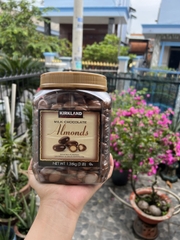 Kẹo Socola Hạnh Nhân Kirkland Signature Milk Chocolate Almonds