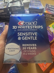 Bộ 28 Miếng dán trắng răng và đèn Crest 3D Whitestrips Sensitive & Gentle + Whitening Light