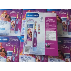 Nguyên set Bàn chải điện + kem crest và đầu thay bàn chải trẻ em Oralb dành cho trẻ em từ 3 tuổi. hàng Mỹ