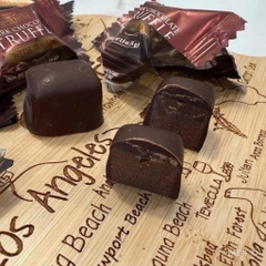 KẸO SOCOLA NẤM VỊ MUỐI BIỂN UTAH TRUFFLES DARK CHOCOLATE TRUFFLES WITH SEA SALT TÚI 448G CỦA MỸ