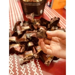 KẸO SOCOLA NẤM VỊ MUỐI BIỂN UTAH TRUFFLES DARK CHOCOLATE TRUFFLES WITH SEA SALT TÚI 448G CỦA MỸ