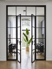 Cửa đi nhôm kính