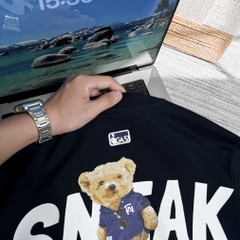 Áo thun Gasi Xanh Đen in Gấu Sneaker