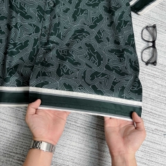 Sơ Mi Cuban Lụa Băng Họa Tiết Monobear Xanh Lá