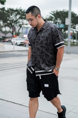 Sơ Mi Cuban Lụa Băng Họa Tiết Monobear Đen
