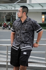 Sơ Mi Cuban Lụa Băng Họa Tiết Monobear Đen