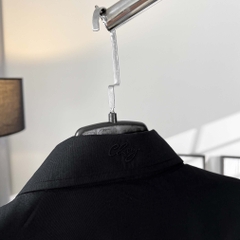 Áo Sơ Mi Tay ngắn Bigsize Trơn Logo thêu Gấu Màu Đen