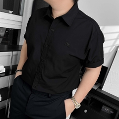 Áo Sơ Mi Tay ngắn Bigsize Trơn Logo thêu Gấu Màu Đen