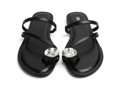 Sandal nữ Pull & Bear Womens Slide Sandals Color Black Leather Flats Slip On - Giày nữ xuất dư Âu, Mỹ