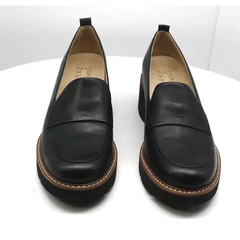 Giày nữ VNXK Naturalizer Women's Darry Lug Sole Heeled Loafer Black - Giày nữ xuất Mỹ, Âu