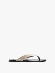 Sandals nữ đế bệt PARFOIS Flat leather sandals màu trắng - Giày da xuất dư sang Mỹ, Âu