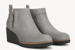 Boot nữ da thật Dr. Scholl's Women's Bianca Wedge Bootie Color Calm Grey Microfiber - Giày nữ xuất khẩu Âu, Mỹ