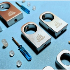 Kẹp In Out Week Aqua cao cấp - Tinh tế và thẩm mỹ