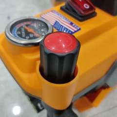 Máy rửa xe dùng điện HUKAN HK-CWM3000 (có chỉnh áp - chống giật)
