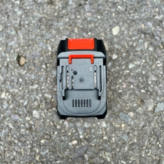 Pin 21V Lithium-ion dung lượng 3.0Ah DEKTON M21-B3A6C