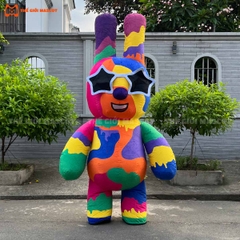 Mascot Hơi Thỏ Sắc Màu