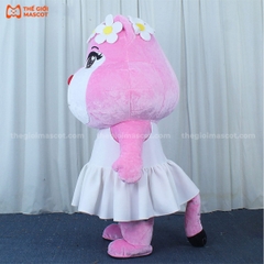 Mascot Hơi Báo Hồng Nữ