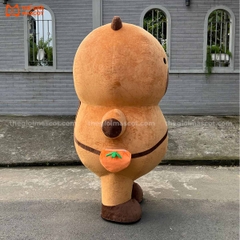 Mascot Hơi Capybara Đeo Túi