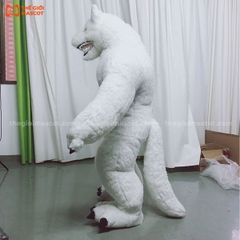 Mascot Hơi Người Sói Màu Trắng
