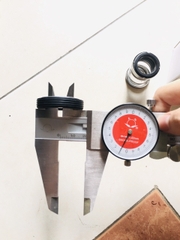 PHỐT BƠM 560A-20 ( phốt cao)