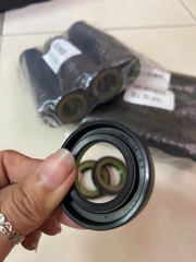PHỐT TAY LÁI SCJY 26.5*44*8.5 Power Steering Oil Seal BP5608F, BP5608E Oil Seal for Toyota