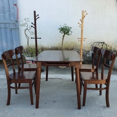 Bộ bàn ăn 4 ghế Cabin Panda - Mặt bàn và ghế gỗ tự nhiên
