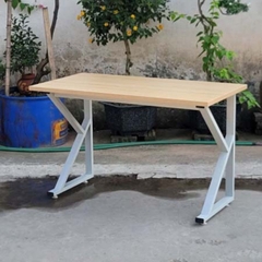 ban-chan-sat-chu-k-min