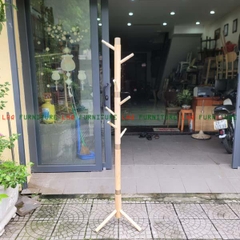 Cây treo quần áo số 8 – Giải pháp tiện lợi và thẩm mỹ cho không gian sống hiện đại