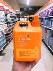 Woolworths sunscreen everyday lotion SPF 50+ kem chống nắng 1L (12/26)