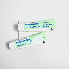 Healthy Care Vitamin E + Pro Vitamin B5 Cream kem dưỡng ẩm chuyên sâu cấp nước cho da 50g (01/29)