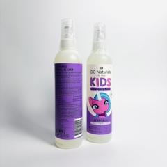 OC Naturals Kids Berry Bliss Detangling Spray xịt gỡ rối tóc cho bé nguồn gốc thực vật 250ml