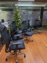 Dự Án Ghế Công Thái Học Upgen Lumix – Vietnam Synergix Technologies Company Limited