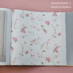 Giấy dán tường hoa thiên nhiên Hàn Quốc Bloom 82092