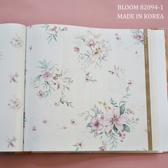 Giấy dán tường hoa Hàn Quốc Bloom 82094