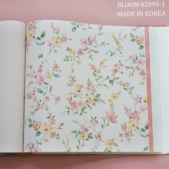Giấy dán tường hoa Hàn Quốc Bloom 82095