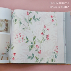 Giấy dán tường hoa Hàn Quốc Bloom 82097