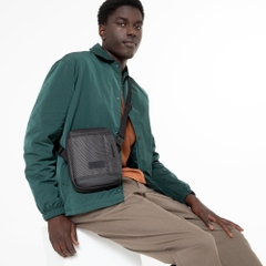 Túi đeo chéo Eastpak The One Cnnct Coat