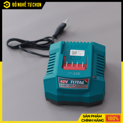 Bộ 2 Pin 42V 2.0Ah + 1 Sạc Total TFBCPM20221 – Pin Lithium-ion – Sạc Nhanh 2A – Hàng Chính Hãng Có VAT