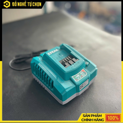 Bộ 2 pin TFBLI2002 và 1 sạc TFCLI20411E dùng pin  Lithium-Ion 20V hiệu Total TFBCPK1424
