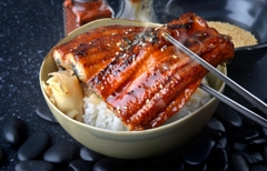 Lươn Biển Nướng Sốt Teriyaki Vị Đậm Đà Không Cay Eunha Hàn Quốc 200gram