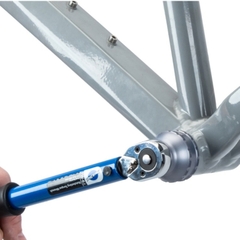 Park Tool BBT-59.3 | Bottom Bracket Tool - 16 Notch