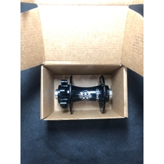 White Industries XMR Front Hub | 6B/12X100 | Black