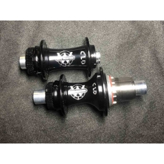White Industries CLD Hub Set | Center Lock | 12X100/12×142/24H | Sram XD/XDR | Black