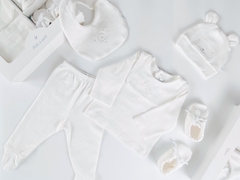 NOUS - Set quà tặng newborn 01 màu trắng thêu gấu ngôi sao 6M